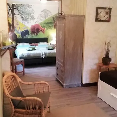 Couette-café La Cheneraie 3*